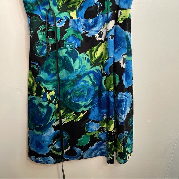 NWT Floral Dress - Picture 3 of 7